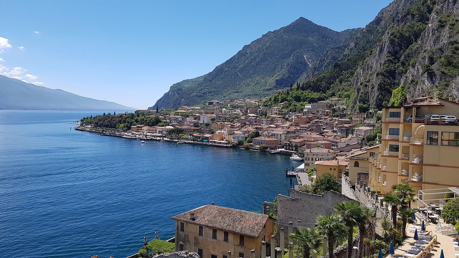 Vista-su-limone-sul-Garda-dalla-terrazza-C_Splendid-Palace-